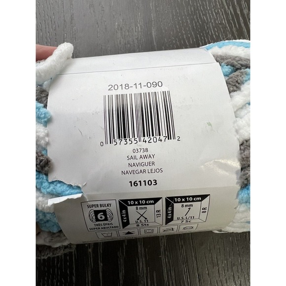 Bernat Baby Blanket Yarn Skeins 3.5 oz 72 yds Sail Away Little Petunias Lot of 3 - Picture 7 of 8